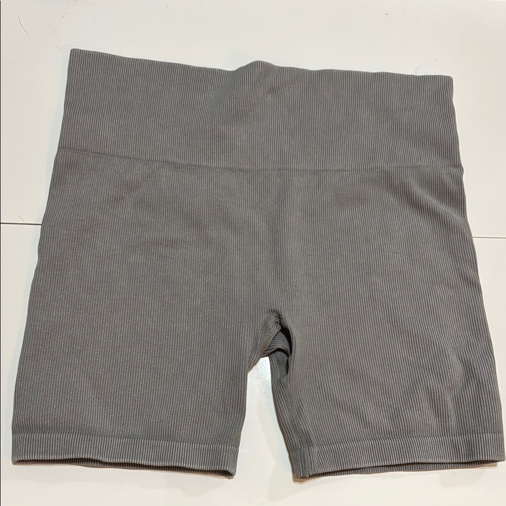 JoyLab Gray Athletic Shorts with Elastic Waistband